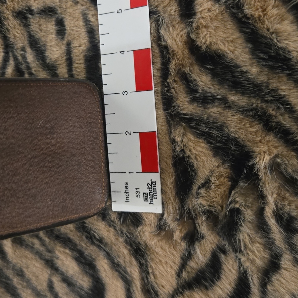 Vintage Gucci Beige Monogram Clutch with Red and Green Accent Authentic - Picture 10 of 14